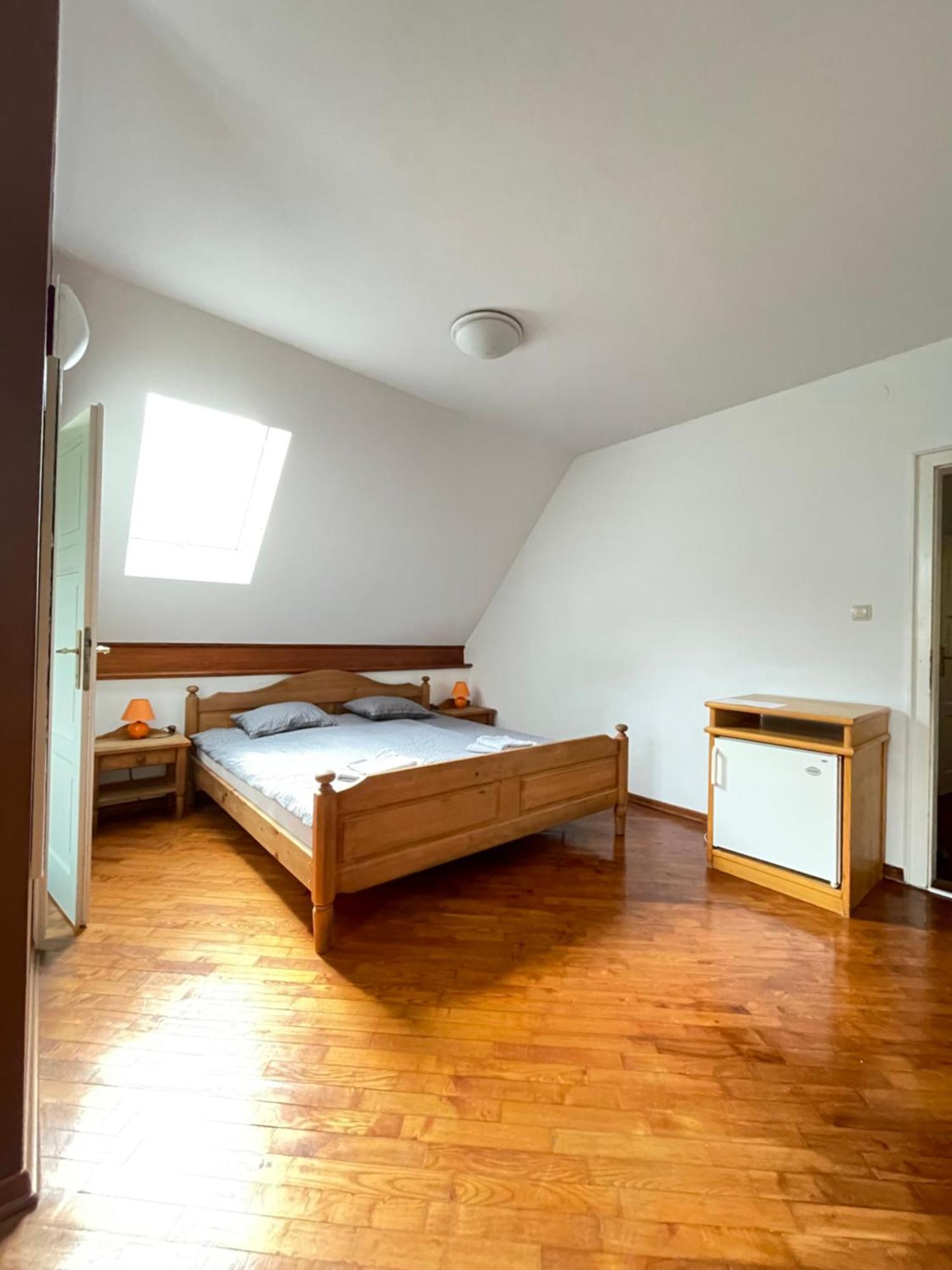 Gostisce Barbara Idrija Exterior foto